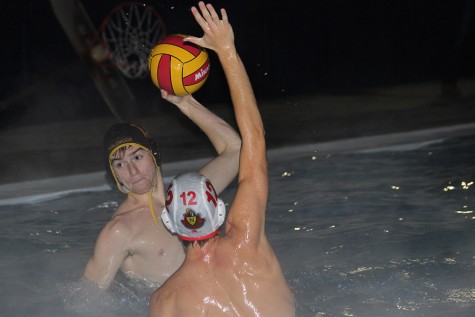 Waterpolo treads to improvement