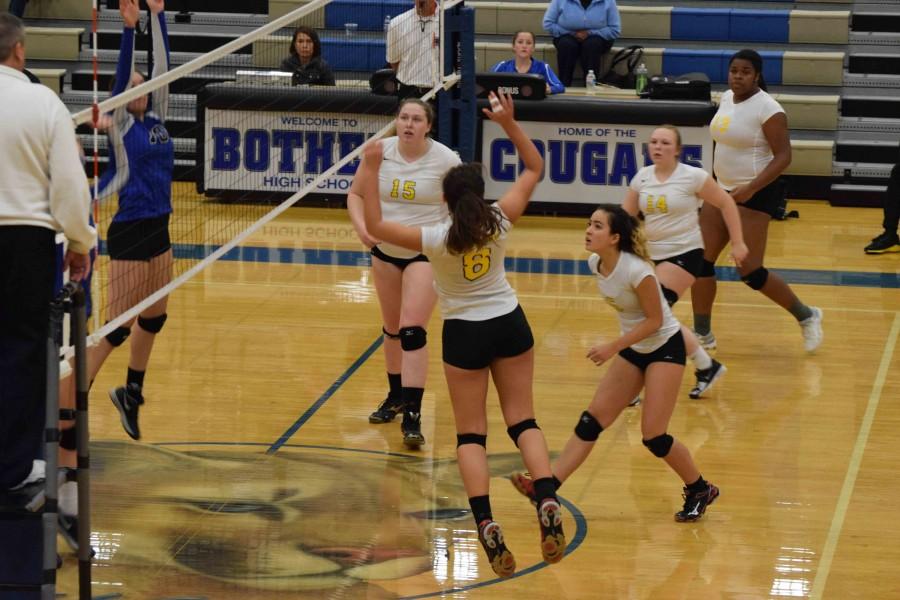 Senior captain Haley Harris makes an aggressive play during the match against Bothell. As a star player of the volleyball team, Harris has been imperative for pushing the team to State this season.