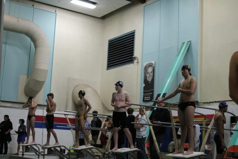 Boys swim and dive prepares to make a splash