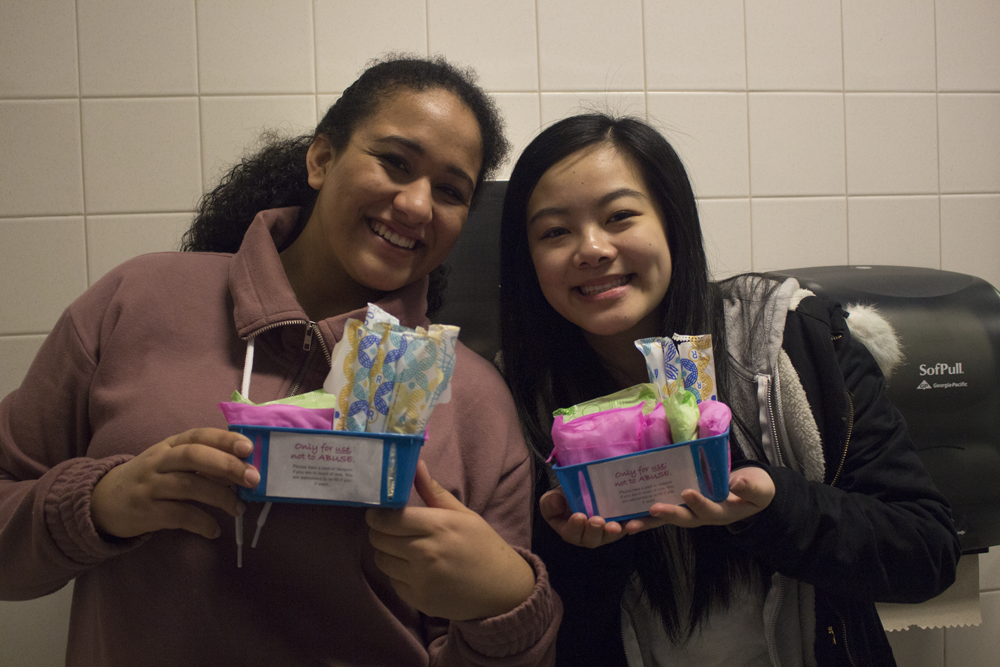 Sutherland Shire Leisure Centre tells 12yo she must wear tampons to swim