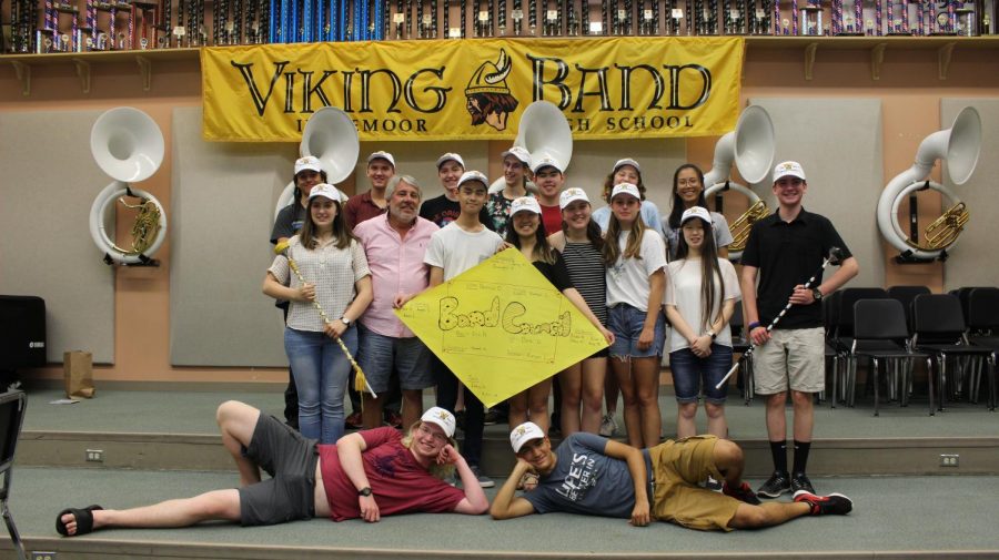 Back row: senior JaVaughn Jorgensen, senior Blake Morgan, senior Alex Owens, senior Ya’am Zahavy-Mittelman, junior Ethan Fisher, junior Chloe Person and junior Angela Su. Front row: senior Beatrice Duchastel de Montrouge, conductor Ted Christensen, senior Eric Ni, senior Evelynn Li, senior Alexandra Reed, senior Hannah Wiggins, junior Jenny Xiong and junior Nathan Loutsis. Not pictured: junior Anna Li and junior Aidan Monahan.